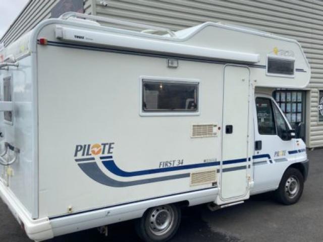 Pilote First 34