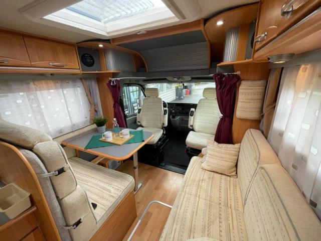 Adria Izola S 687 SP